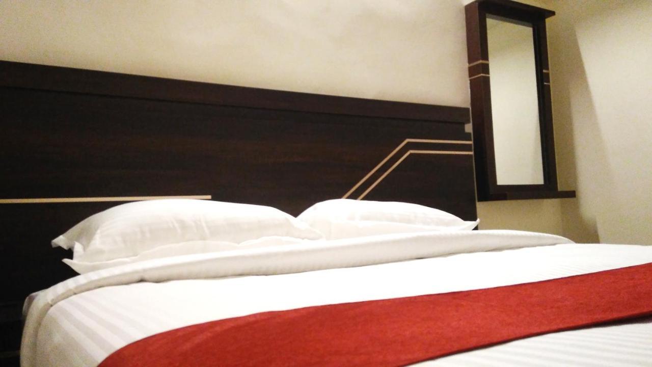 Bed and Breakfast Leeland Munnar Exterior foto