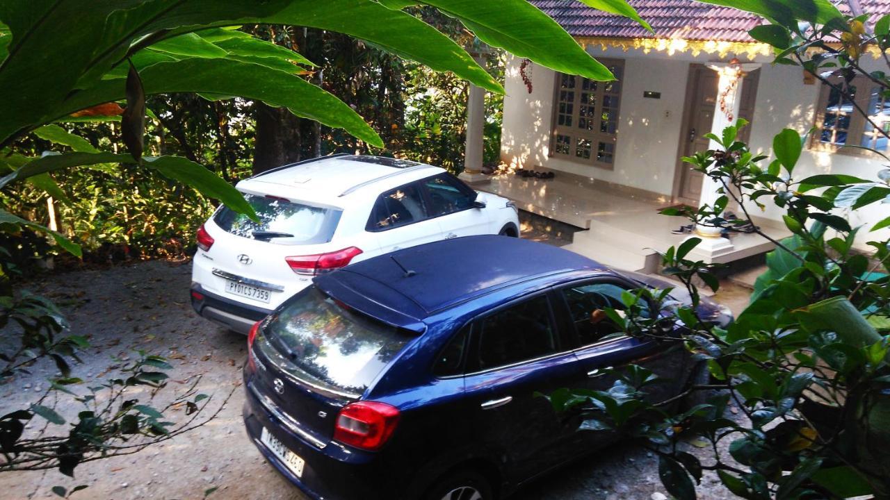 Bed and Breakfast Leeland Munnar Exterior foto
